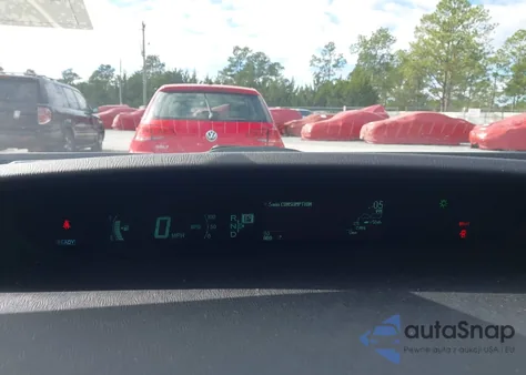 2014 Toyota Prius Two z USA, uszkodzony, nr VIN JTDKN3DU2E0375372